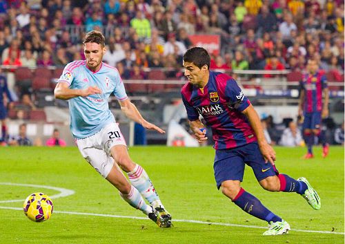 日职联前瞻：福冈黄蜂主场迎战横滨FC，防守漏洞或成胜负关键  